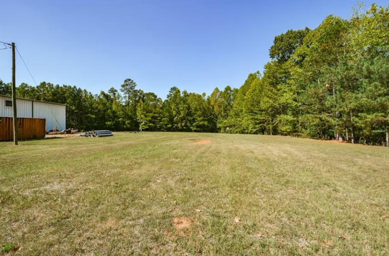 Commercial Property for Sale in Powder Springs Georgia 30127